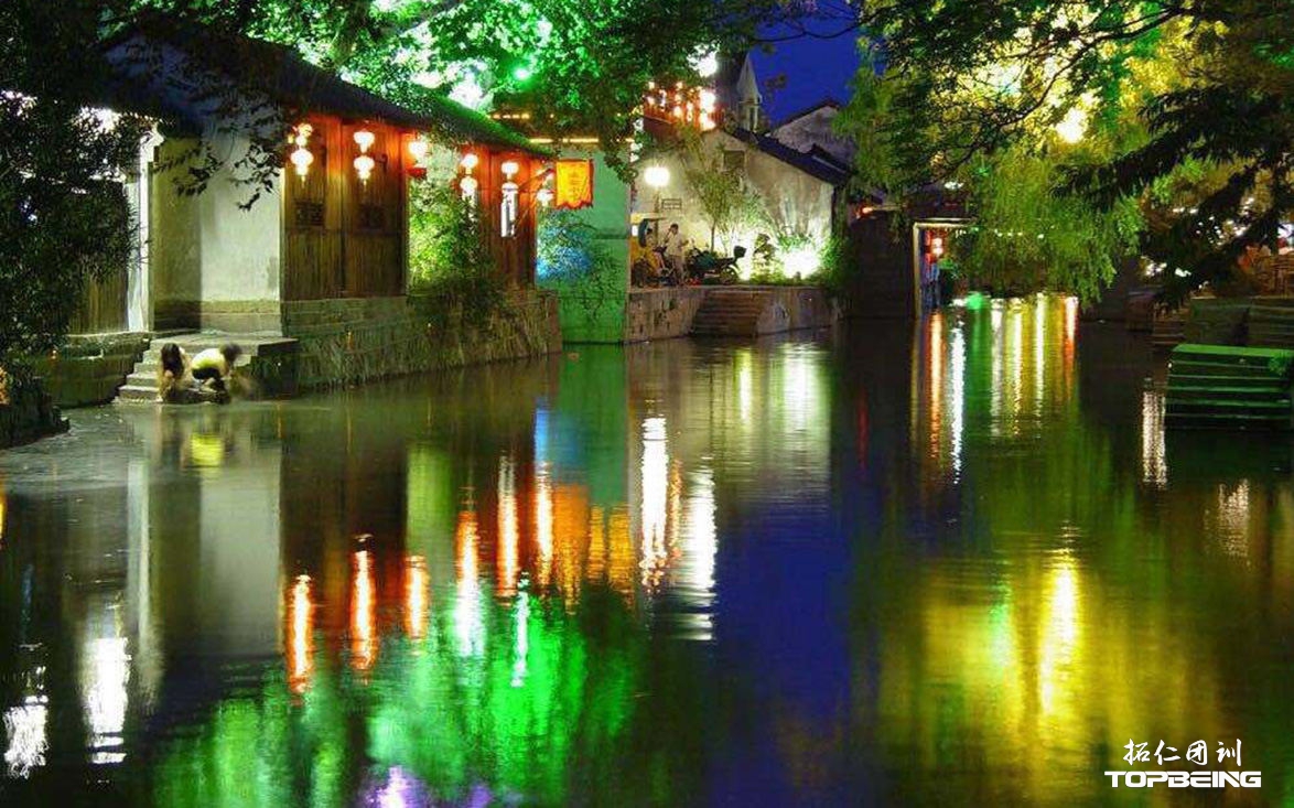 古镇夜景