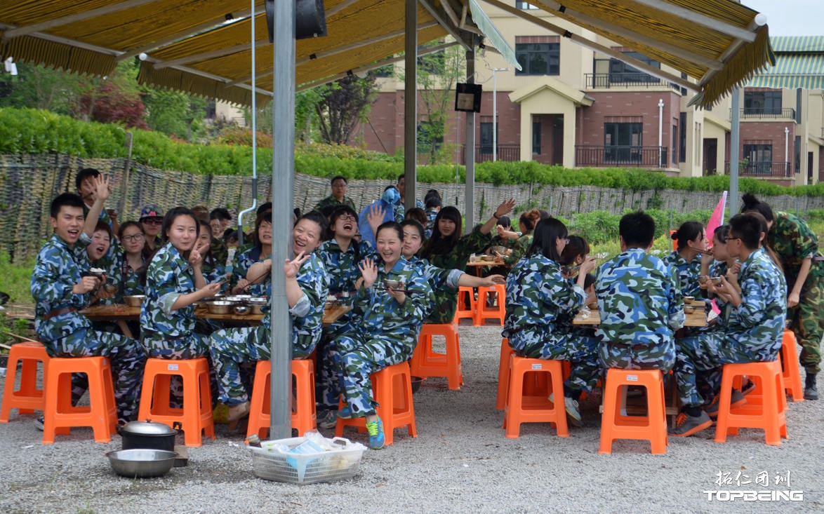 午餐是我们亲手制作的